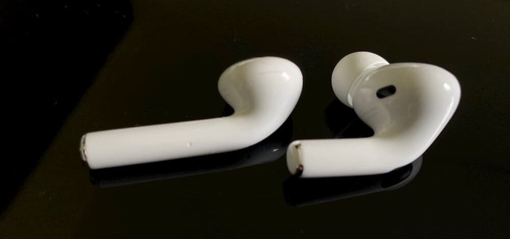 AirPods(Pro)のお手入れ、掃除する方法【画像有り】 | カミアプ AirPods(Pro)のお手入れ、掃除する方法【画像有り】 | カミアプ